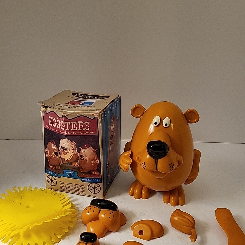1967 Vintage Tupperware Eggsters 3 In 1 Play Toy